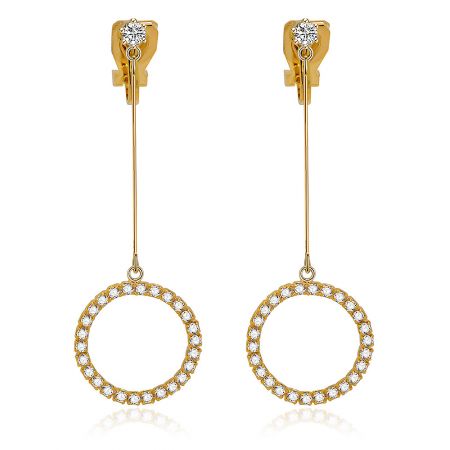Boucles d'oreilles clip-on en or avec CZ - Une paire de boucles d'oreilles clip-on en or avec CZ, présentant un pendentif circulaire suspendu orné de pierres en zircon cubique serties en chaton.