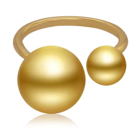 Detailed view of the double ball cuff ring's design