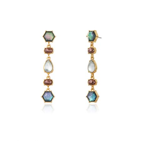 Pendientes Vintage Largos - Un par de Pendientes Vintage Largos (JRE-056) hechos de latón bañado en oro, con un diseño art déco que presenta perlas falsas y piedras preciosas de acrílico.