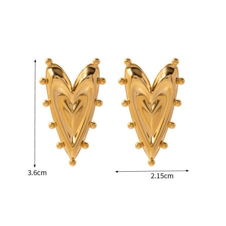 Gedetailleerde afmetingen van de gouden hart stud oorbellen, met een maat van 3,6 cm bij 2,15 cm.
