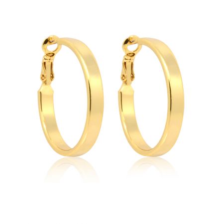 Un par de aretes de aro infinito de oro Hallow que muestran su forma circular y suave, y su acabado dorado pulido.
