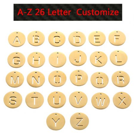 Alfabeto completo de colgantes de letras personalizables en oro