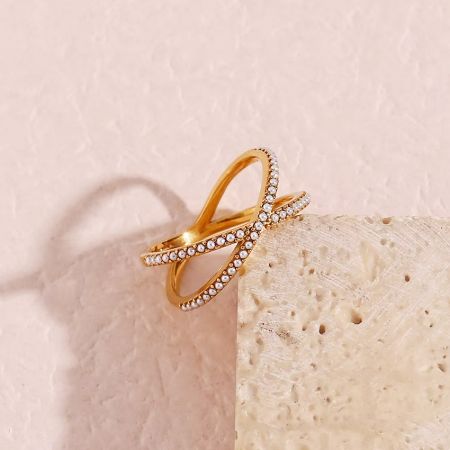Another angle of the stylish stainless steel pearl cross ring.