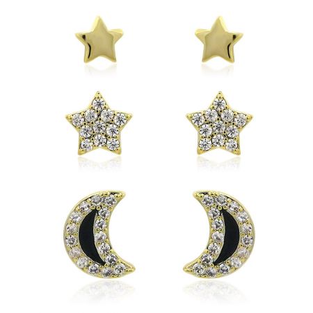 3 en 1 para Pendientes de Estrella y Luna Mínimos - Un set 3 en 1 de pendientes de acero dorado que presenta dos diseños de estrellas (uno pulido, uno con piedras de CZ) y un diseño de luna creciente con piedras de CZ, exhibido sobre un fondo blanco.
