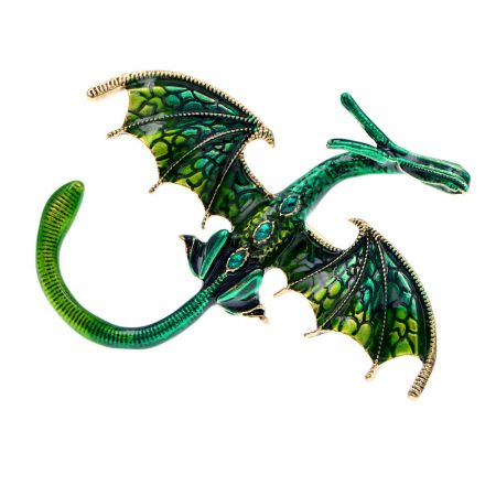Seitenansicht der grünen Emaille-Drache Brosche mit eleganten goldenen Akzenten und blauen Edelsteinen.