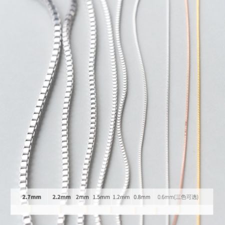 Collares de cadena de plata esterlina 925 - Un gráfico detallado que muestra varios collares de cadena de plata esterlina 925 con diferentes opciones de grosor, que van desde 0.6mm hasta 2.7mm, ofrecidos por JR Fashion Accessories.