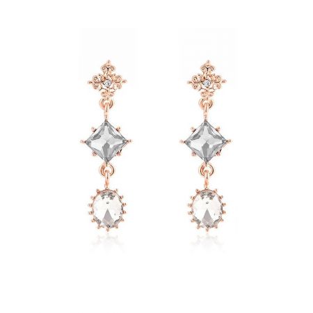 Orecchini geometrici a pendente in vetro diamantato scintillanti. - Orecchini geometrici a pendente in vetro diamantato scintillante in oro rosa, con un design di gemme quadrate e rotonde trasparenti.