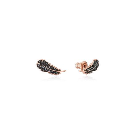 Pendientes de oro rosa en forma de hoja con piedras de color oscuro, ideales para la ropa de noche.