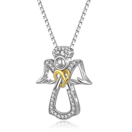 Gros plan du pendentif ange bicolore, mettant en valeur l'élément en or et les détails complexes des ailes.