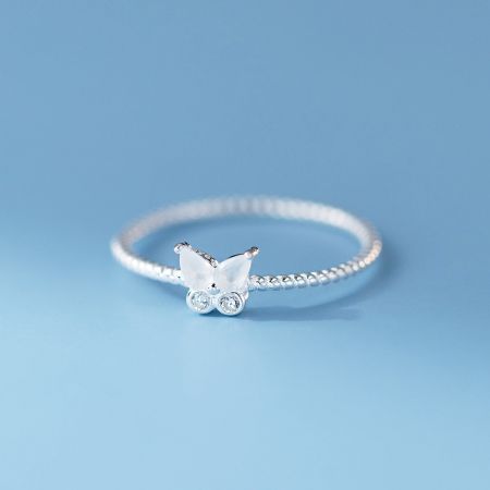 Elegante 925 sterling zilveren touwknoop ring met een delicate vlinderontwerp.