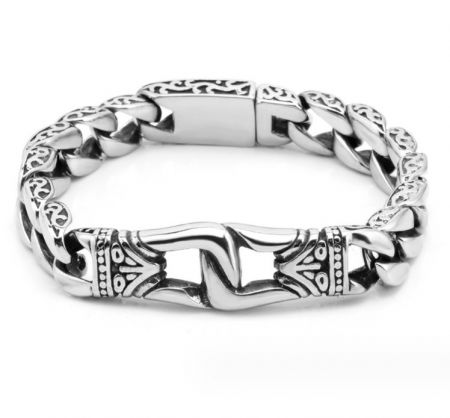Pulsera Cubana Gruesa para Hombres - Vista detallada de la Pulsera Cubana Gruesa para Hombres (Men-054), mostrando sus intrincados eslabones entrelazados y acabado de acero inoxidable de alta calidad.