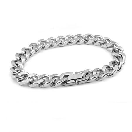 Pulsera de Cadena Cubana para Hombres. - Una toma de estudio en primer plano de la Pulsera de Cadena Cubana para Hombres (Men-051), mostrando sus eslabones de acero inoxidable pulido y diseño clásico.