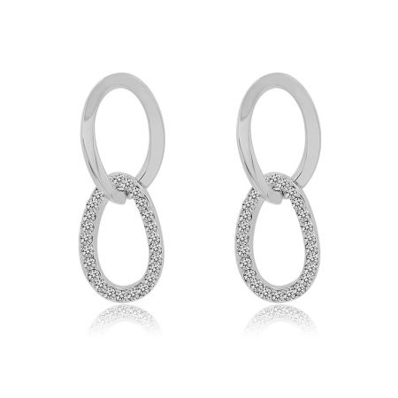 Pendientes entrelazados circulares y ovalados - Un par de pendientes entrelazados circulares y ovalados con baño de rodio, que presentan un diseño de doble lazo con el lazo inferior engastado con circonio cúbico brillante.