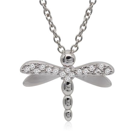 Een gedetailleerd uitzicht op de zilveren libelle-hangerketting, met de schitterende diamantachtige cubic zirconia versieringen.