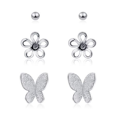Pendientes de botón de flor de mariposa en paquete de 3. - Un conjunto de tres pendientes de botón de mariposa y flor, que incluye diseños de bola de plata, flor y mariposa, exhibidos sobre un fondo blanco limpio.