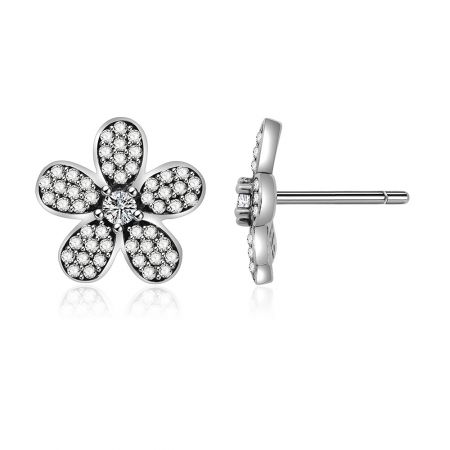 Vista laterale dell'orecchino a bottone a forma di fiore antico, che evidenzia l'artigianato in argento sterling e la chiusura a perno.