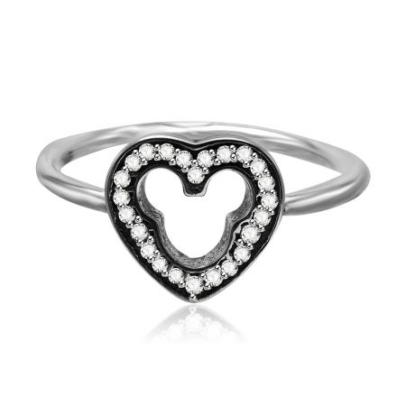 Hart silhouet duidelijk CZ ring - Een verbluffende Heart Silhouette Clear CZ Ring gemaakt van 925 sterling zilver, met een hartvormige omtrek versierd met sprankelende cubic zirconia stenen.