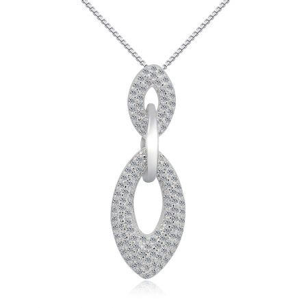 Närbild av Tri Link Drop Pave CZ-hängsmycket, som visar den dubbla ovala ögla designen med kubisk zirkonia-inlägg.