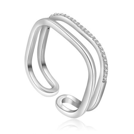 Ett polerat rhodiumpläterat armband med en böjd design, som visar inlagda kubiska zirkonstenar.