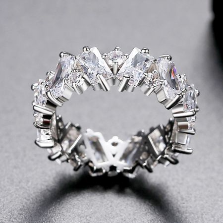 Detail shot of the ZigZag Baguette Ring in rhodium plating with white cubic zirconia.