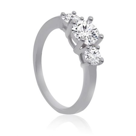 Detaillierte Seitenansicht des Designs und des Rings des Simply Three Stone Verlobungsrings.