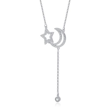 La collana Luna Stella vista da un'altra angolazione, evidenziando il gancio a moschettone e la catena.