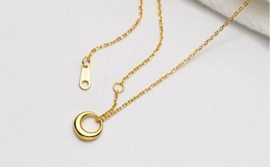 Minimalist Circle Pendant Necklace Set