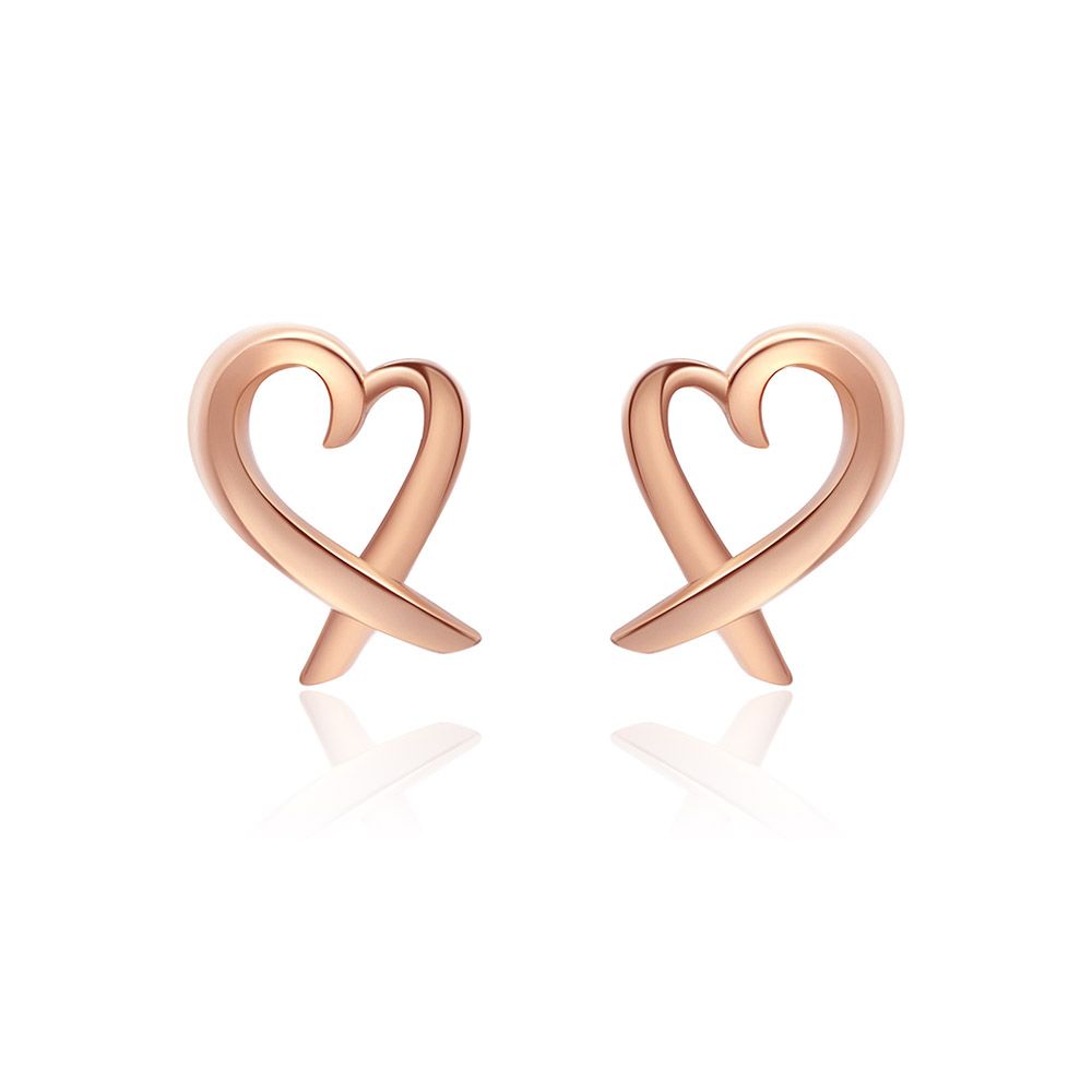 Une paire de boucles d'oreilles à clou "Ouvrez vos cœurs" en or rose, présentant un design minimaliste en forme de cœur avec une finition polie, sur un fond blanc.