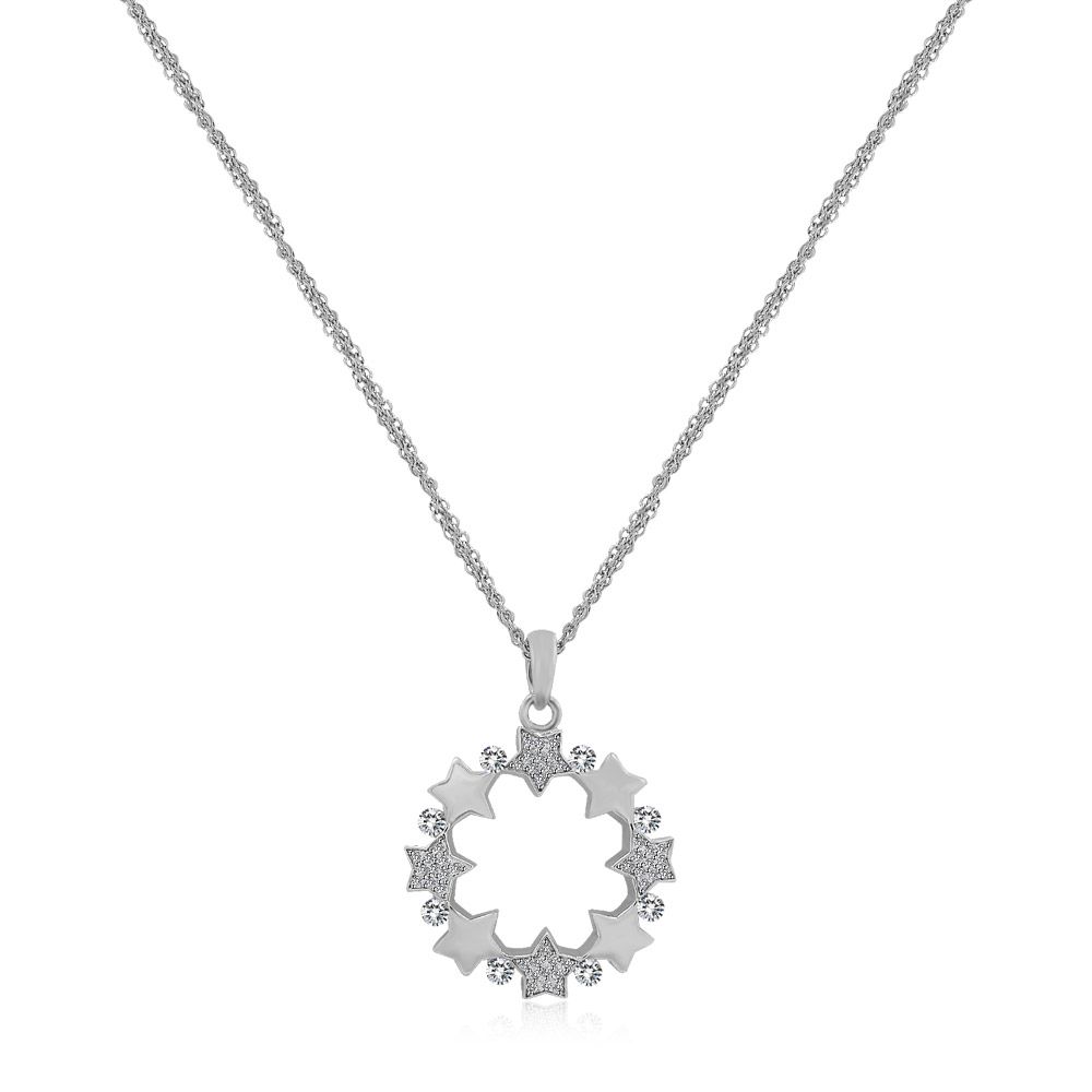 Närbild av Rund Stjärngirlang Hängande Halsband, som visar dess intrikata silverdesign och rhodiumbeläggning på en vit bakgrund.