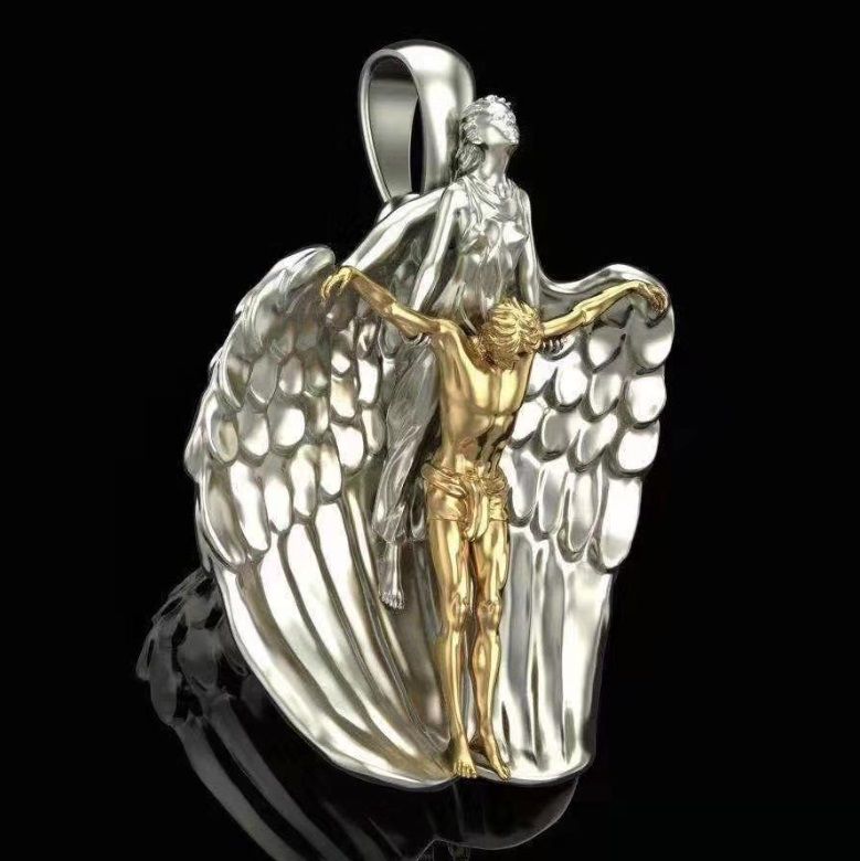 Ein detaillierter benutzerdefinierter 3D-religiöser Anhänger, der eine silberne geflügelte Figur darstellt, die eine goldene Figur hält und kunsthandwerkliches Können zeigt.