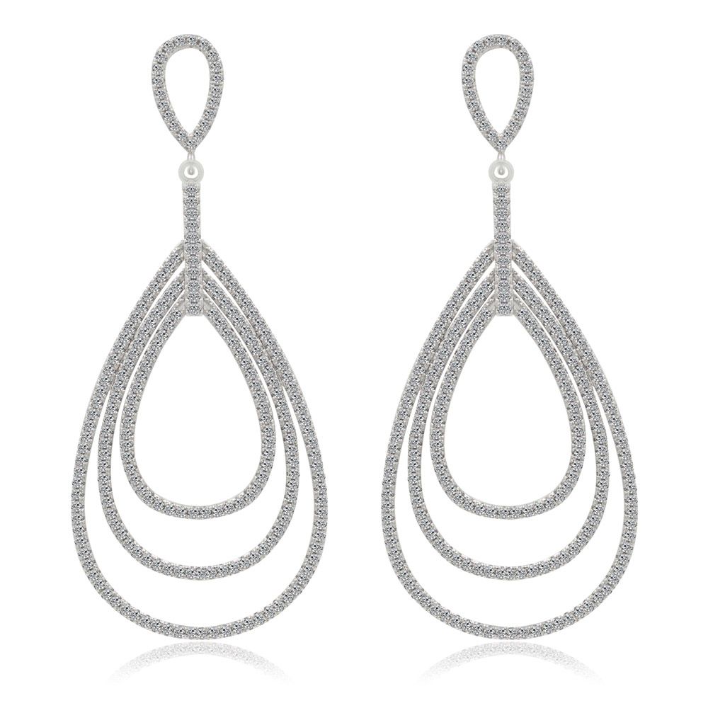 Vue de face des boucles d'oreilles Drop A Beat, présentant un design en goutte à plusieurs couches en laiton plaqué rhodium avec des pierres en zirconium cubique étincelantes.