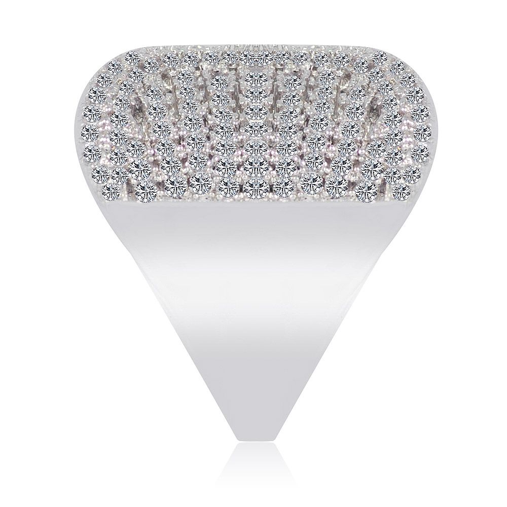 Un primo piano dell'Anello Catturato, che mostra il design intricato a goccia incastonato di scintillanti pietre di zirconia cubica su una fascia regolabile placcata in rodio.
