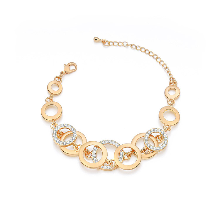 Close-up of the Endless Link Bracelet (JRH-008) showcasing its gold-plated finish and interlocking circular links adorned with sparkling white crystals.