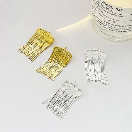 S925 Sterling Silver Waterfall Short Tassel Drop Earrings (5 Pairs) - A product shot of S925 sterling silver waterfall short tassel drop earrings, displayed in both silver and gold finishes.