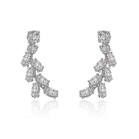 Rhodium Firework Drop Earrings - Framifrån av Rhodium Firework Drop Örhängen, som visar upp den genomgripande designen av marquise och rundskurna cubic zirconia stenar i polerad rodiumpläterad mässing.