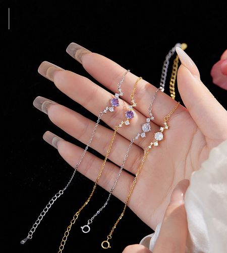 Model's wrist adorned with the 925 Sterling Silver Glitzy Bracelet, showcasing its elegant fit and style.