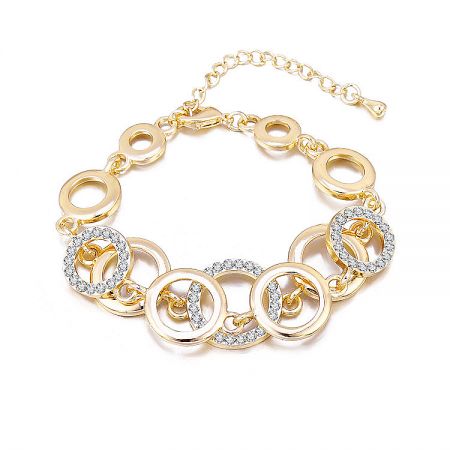 Detailed view of the Endless Link Bracelet's crystal-set links and secure lobster clasp.