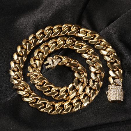 Hip Hop Men Gold Necklace PVD Gold Plated - A close-up of a luxurious Hip Hop Men Gold Necklace, featuring a thick Cuban link chain with a sparkling diamond-studded clasp, showcasing premium PVD gold plating.