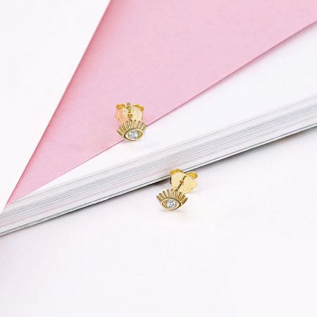 925 Sterling Silver Small Eye Zircon Stud Earrings (5 Pairs) - A pair of gold-plated 925 sterling silver stud earrings in a delicate eye shape, featuring a central sparkling zircon stone.