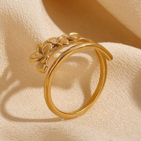 Double Layer Gold-Plated Women Adjustable Stainless Steel Flower Finger Ring Set of 5 - A close-up of the Double Layer Gold-Plated Stainless Steel Flower Ring, showcasing its intricate three-flower design and polished finish.