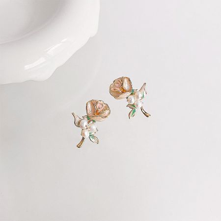 Close-up view of the 3D rose flower and pearl stud earrings, showcasing the intricate details.