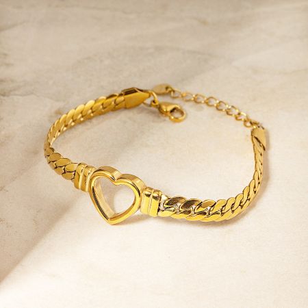 Detailed studio shot of the stainless steel heart Cuban chain bracelet.