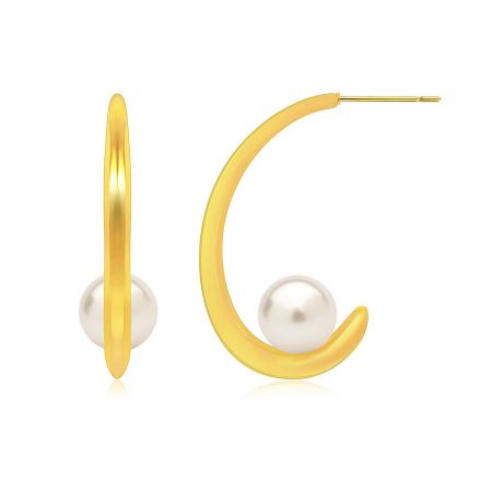 Side view of the contemporary pearl hoop earrings showcasing the pearl detail.