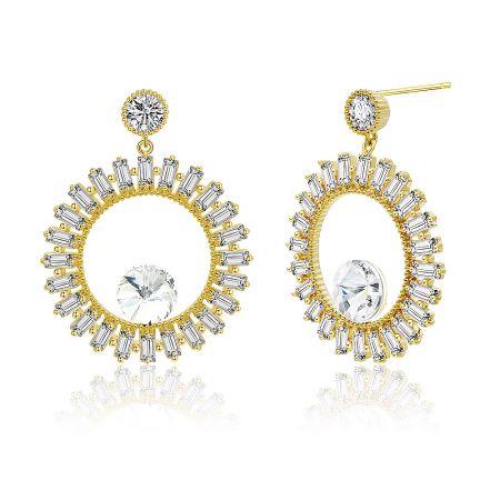 Side angle view of the gold-plated hollow piercing earring, highlighting its oval shape and brilliant clear gemstones.