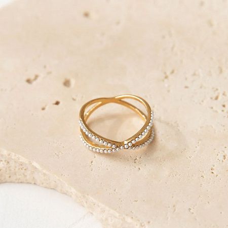 18K Gold Stainless Steel Pearl Cross Shape Rings - Set of 5 - A close-up of the 18K gold plated stainless steel ring featuring a cross design with pearl accents, from the set of 5.