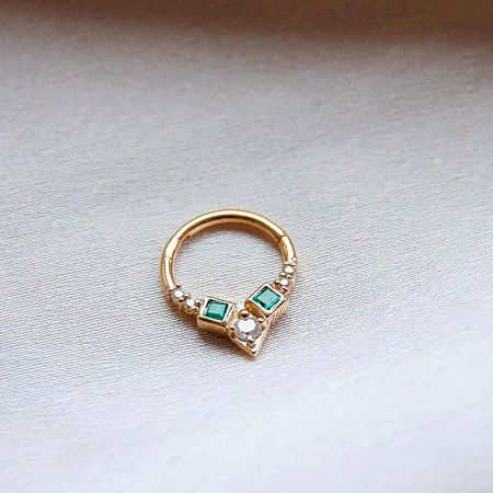 925 Silver Cartilage Earrings with Geometric Green and Round Zircons - A detailed close-up of the 925 sterling silver cartilage earring, showcasing the intricate design with geometric green and round clear zircons.