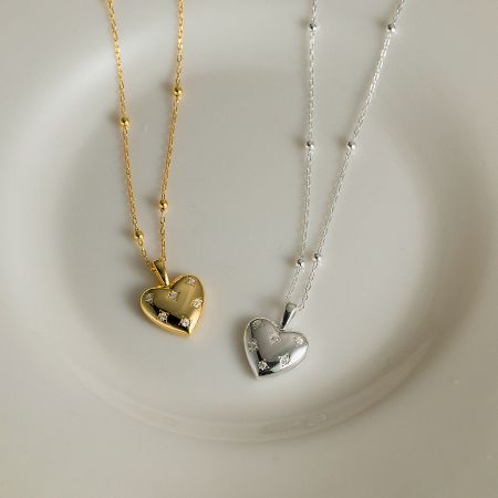 S925 Silver Heart Pendant with Cubic Zirconia Bead Chain Necklace (Set of 5) - A stunning pair of S925 sterling silver heart pendant necklaces, one in a polished silver finish and the other in a warm gold finish, both embellished with sparkling cubic zirconia stones.
