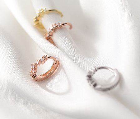 Available in stunning Silver, Gold, and Rose Gold plating options to suit any style.