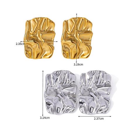 Dimension details of the stainless steel rectangle stud earrings.