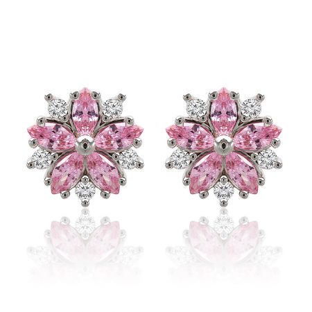 Brincos de Flor Pinky - Um par de Brincos de Flor Pinky com design de flor, apresentando pedras de zircônia cúbica rosa e branca em latão banhado a ródio.